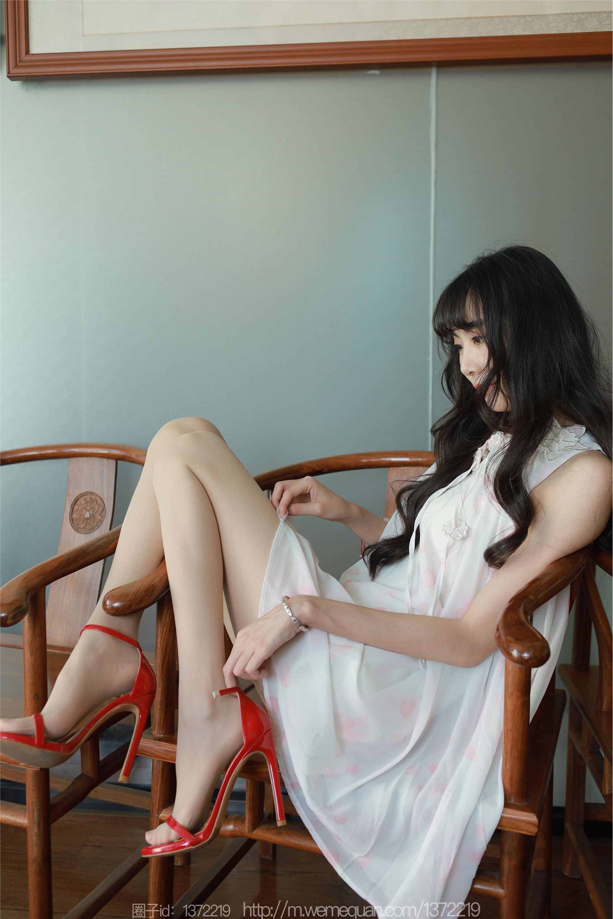 IESS异思趣向  2023.05.04 丝享家 1441 团团《红鞋肉丝》